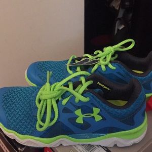 Under Armour Sneakers